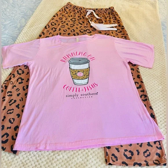 Women’s “Simply Southern” Pink & Leopard Print Pajama Set - Picture 9 of 10
